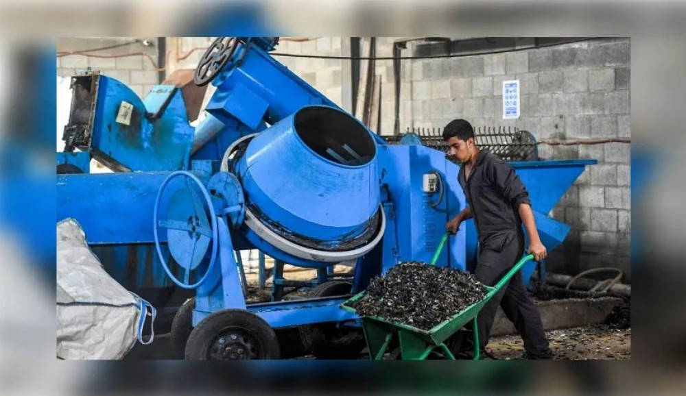 ابتكار بلاط صديق للبيئة من أكياس البلاستيك