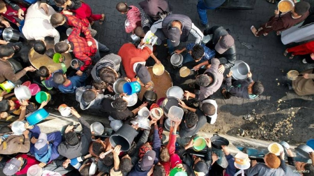 مجاعة حقيقية شمال غزة بعد نفاد الطحين والأرز وتحذيرات من وفاة 400,000 مواطن جوعاً