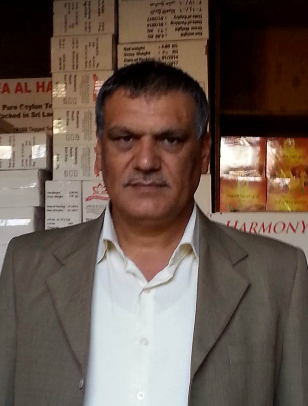 رجل الاعمال فايق ابوعكر