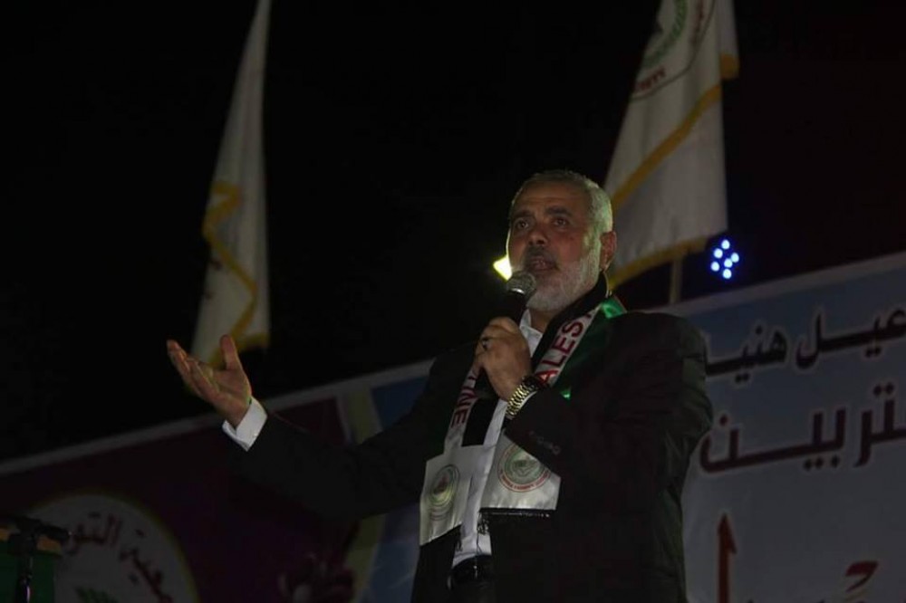 هنية خلال كلمته بالحفل 