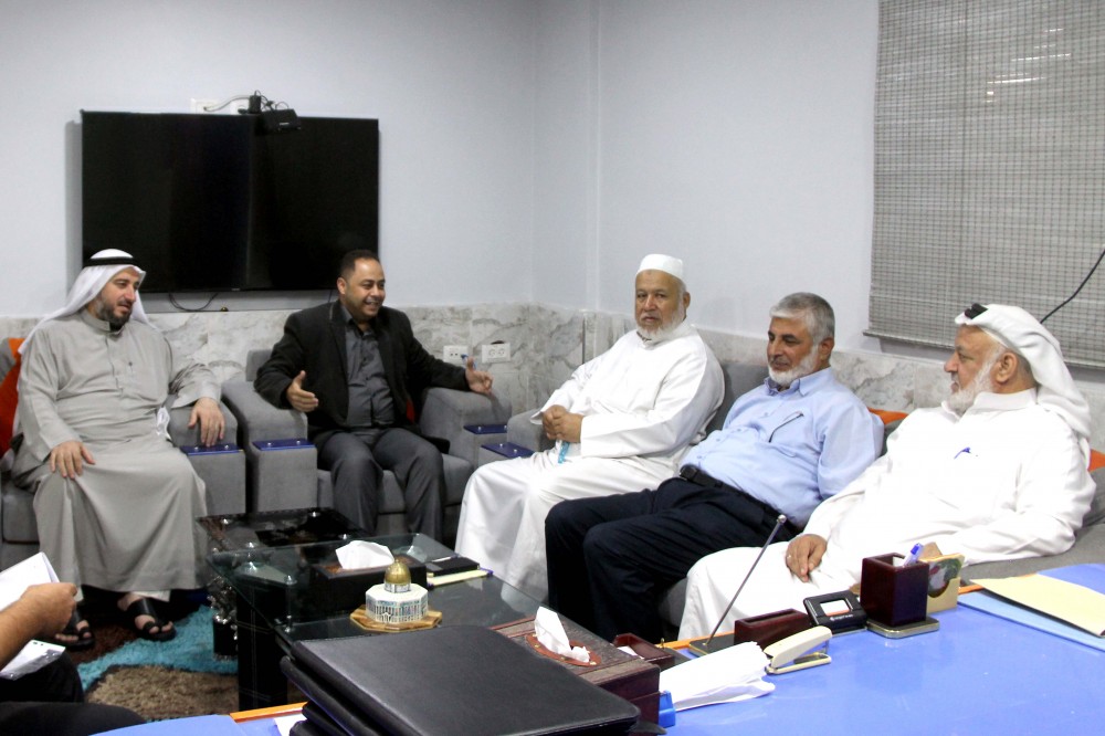 صور الاجتماع بفضائية الأقصى