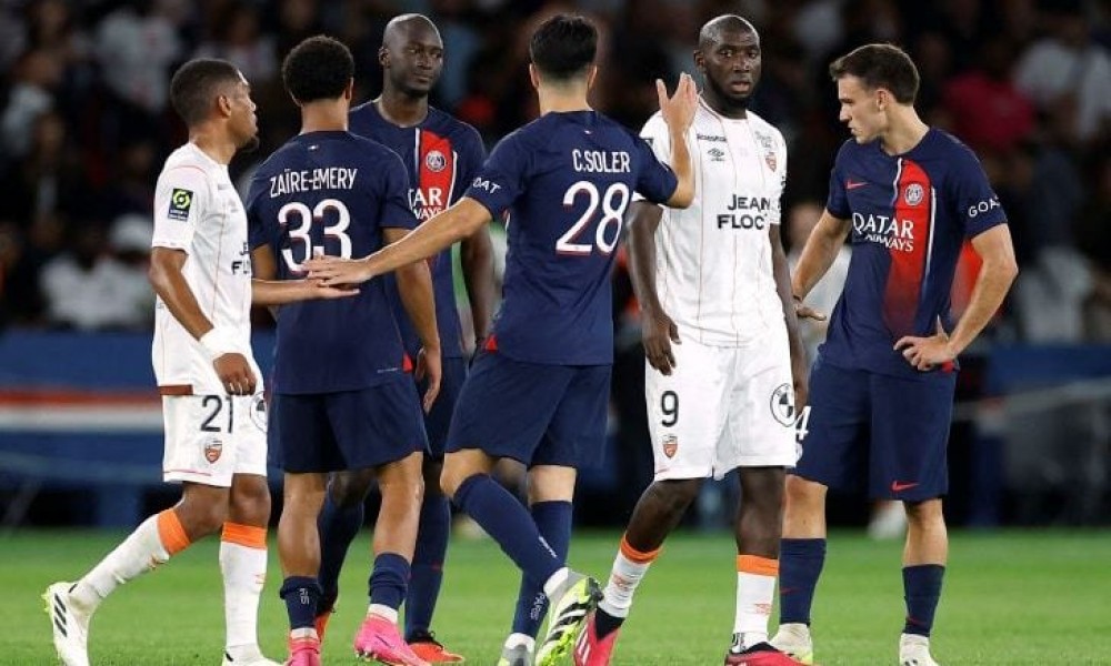 باريس سان جيرمان يتعادل مع لوريان في غياب مبابي