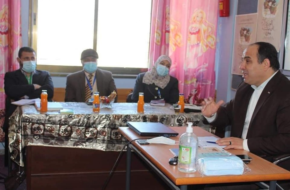 مدرسة الفرقان  تنظم  ندوة صحية لاجراءات السلامة من 
