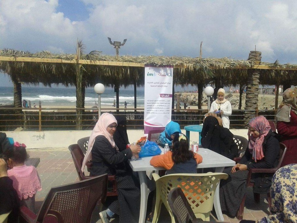  مركز صحة المرأة  ينظم دورة إسعاف أولي للخريجين