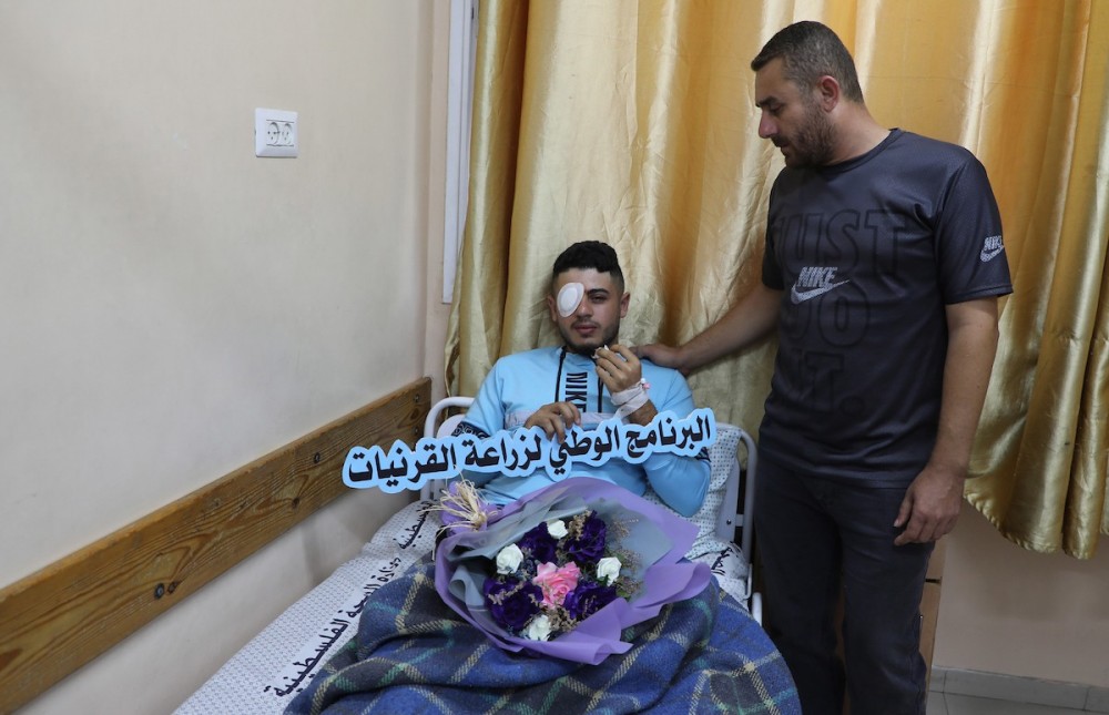 أحد المستفيدين 