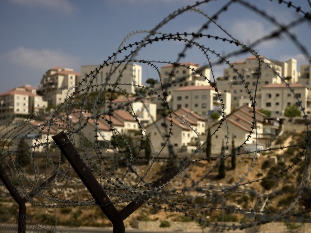 الاستيطان الإسرائيلي يتغلغل في الأراضي الفلسطينية