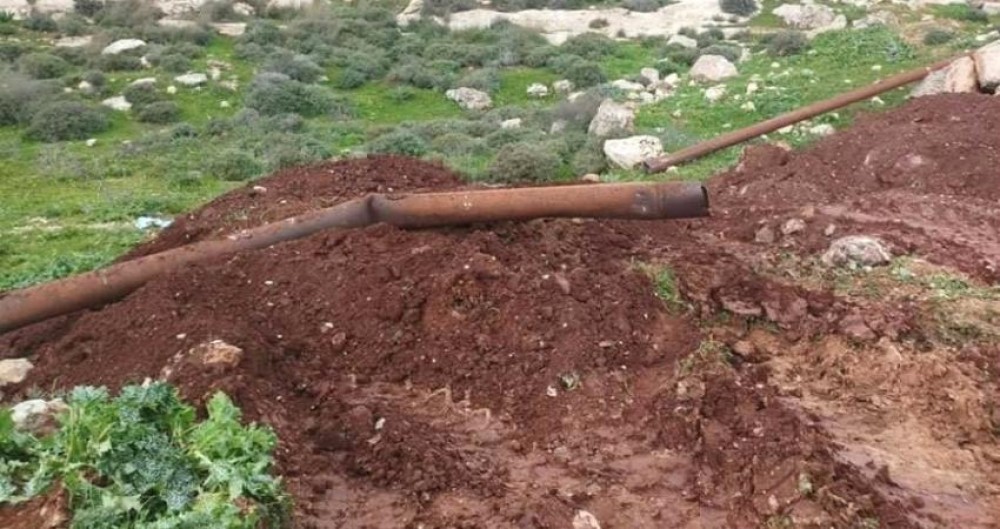 مستوطنون يدمرون شبكة مياه للشرب في بيت لحم