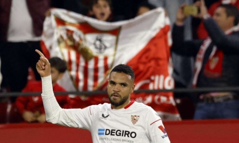المغربي يوسف النصيري يقود إشبيلية للفوز على قادش في الدوري الإسباني
