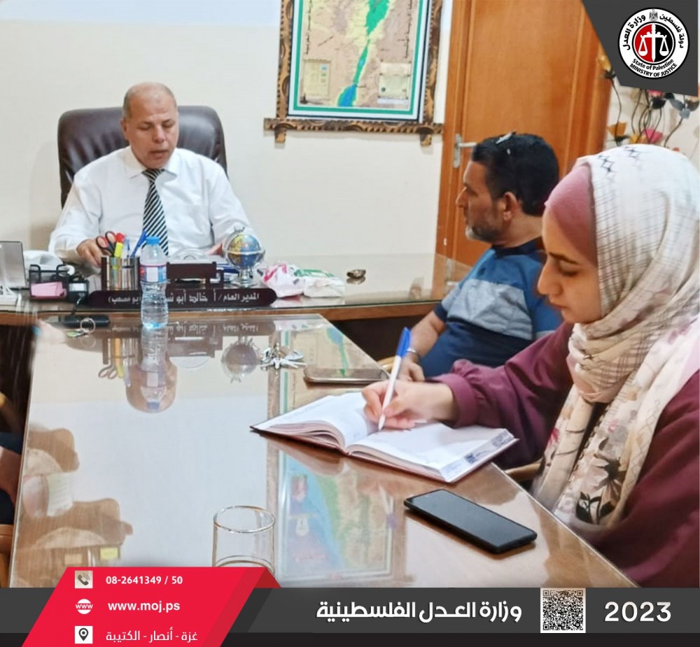 العدل وجمعية دير البلح لتأهيل المعاقين تبحثان  التعاون المشترك