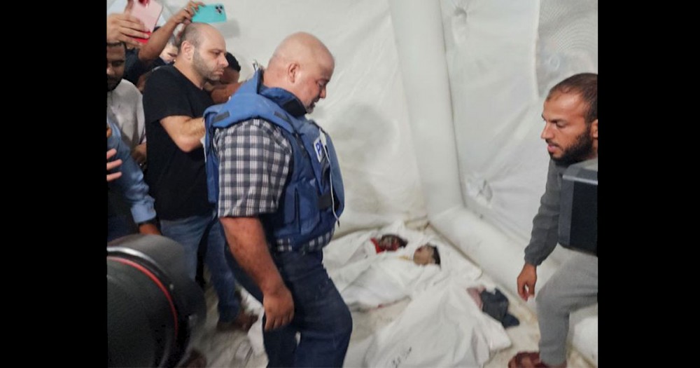 المكتب الإعلامي الحكومي يعزّي الزميل وائل الدحدوح