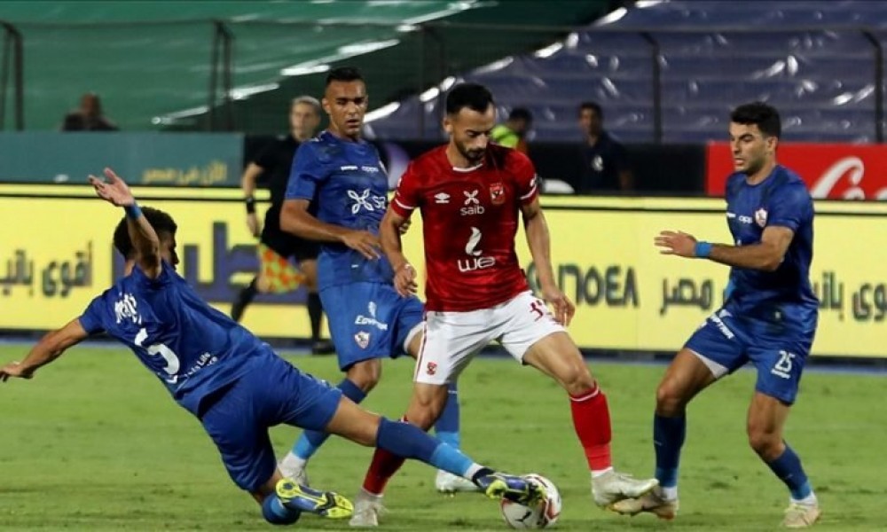 قدم.. الزمالك يتوج بالدوري المصري للموسم الثاني على التوالي