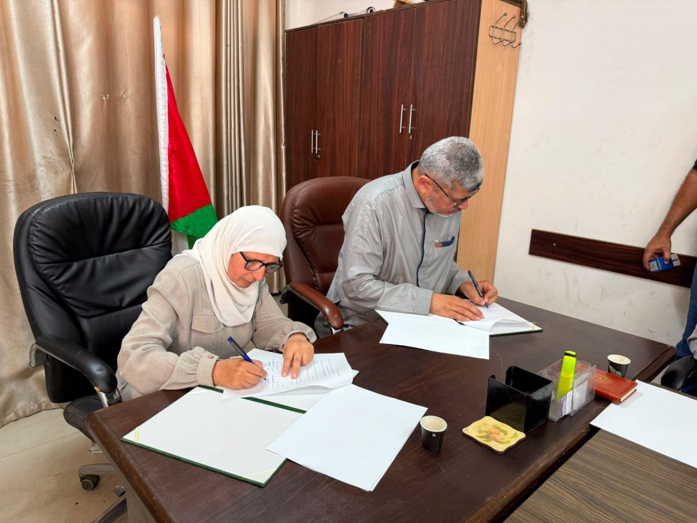 الأوقاف وشؤون المرأة تعززان الشراكة لحماية النساء والفتيات وتأهيل الواعظات في غزة