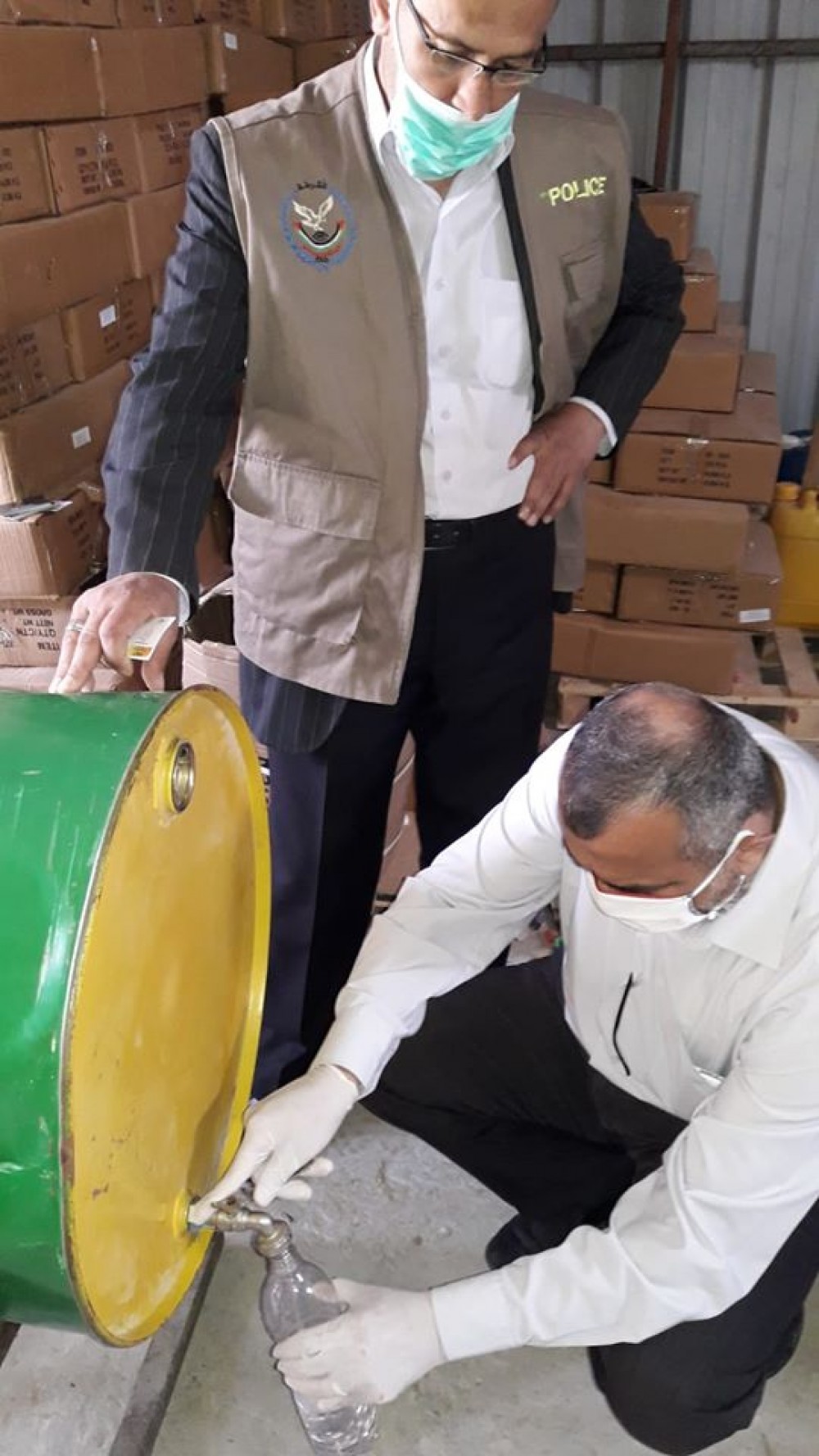 وزارة الاقتصاد تنظم جولات للمصانع المعدنية وفحص اطفائيات الحرائق