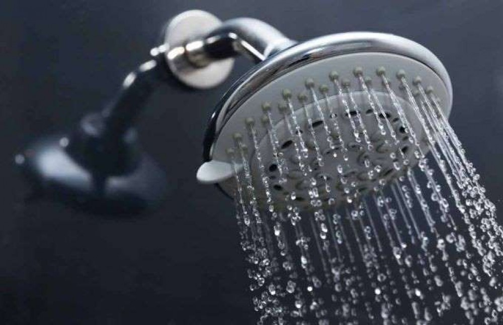 اضرار الاستحمام بعد الاكل