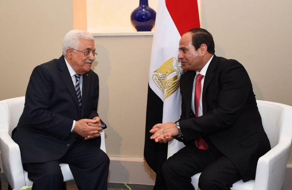 عباس يلتقي السيسي