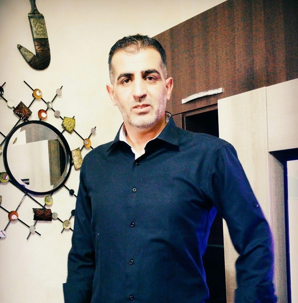 موظف دائرة الأوقاف أشرف شرباتي