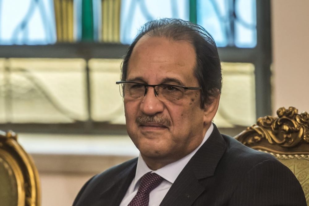 عباس كامل