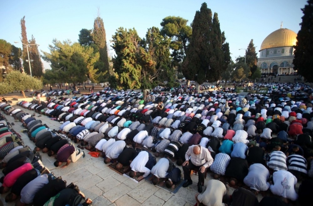 الصلاة في المسجد الأقصى 