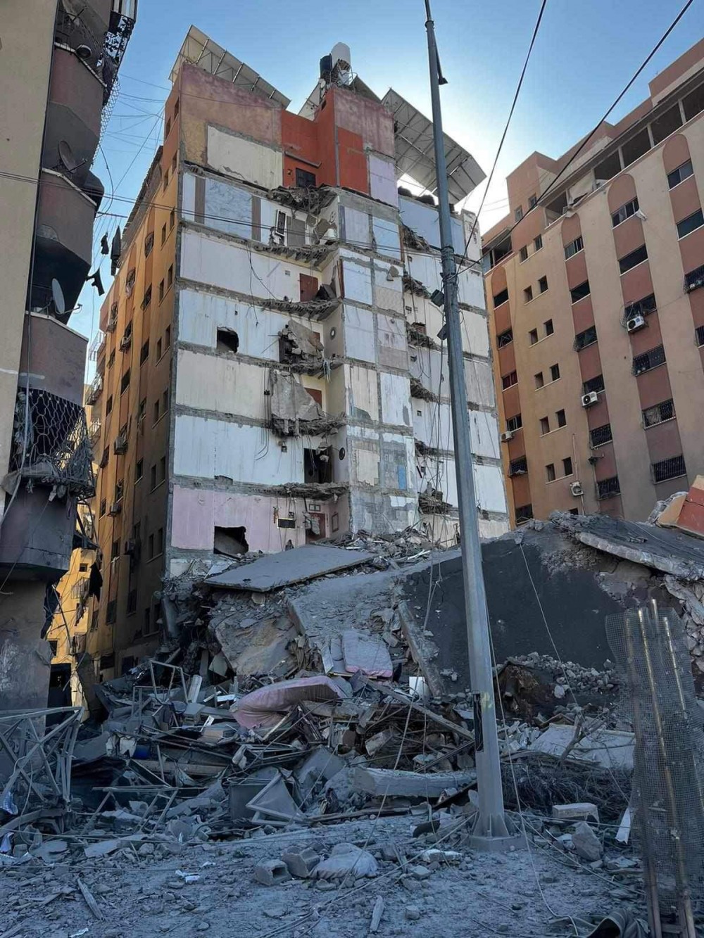 الدفاع المدني: إبادة جماعية في تل الهوى جنوب غزة