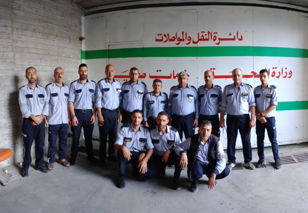 الصحة تعتمد الزي الموحّد لسائقي النقل في المرافق الصحية