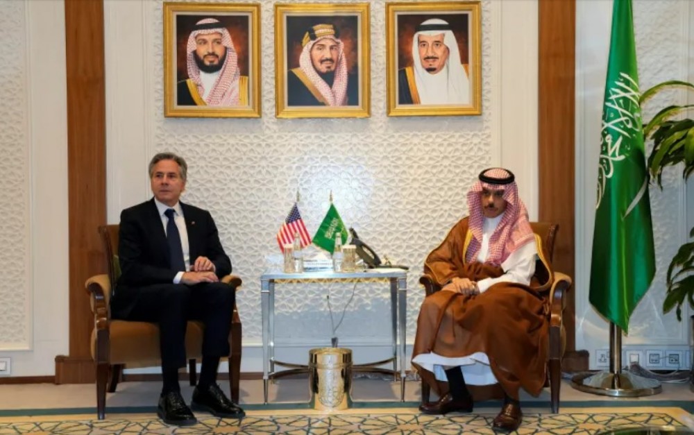 لقاء الوزيرين