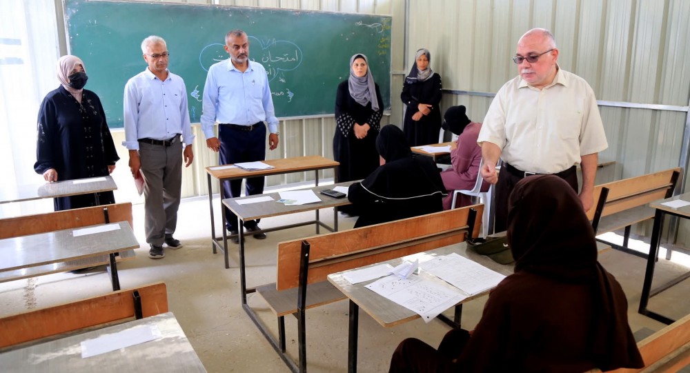 وفد تعليمي يتفقد لجان الثانوية العامة في خان يونس