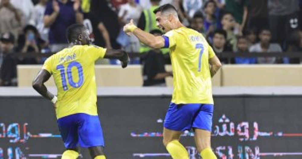 النصر ضيفا على الحزم فى مواجهة قوية بالدورى السعودى