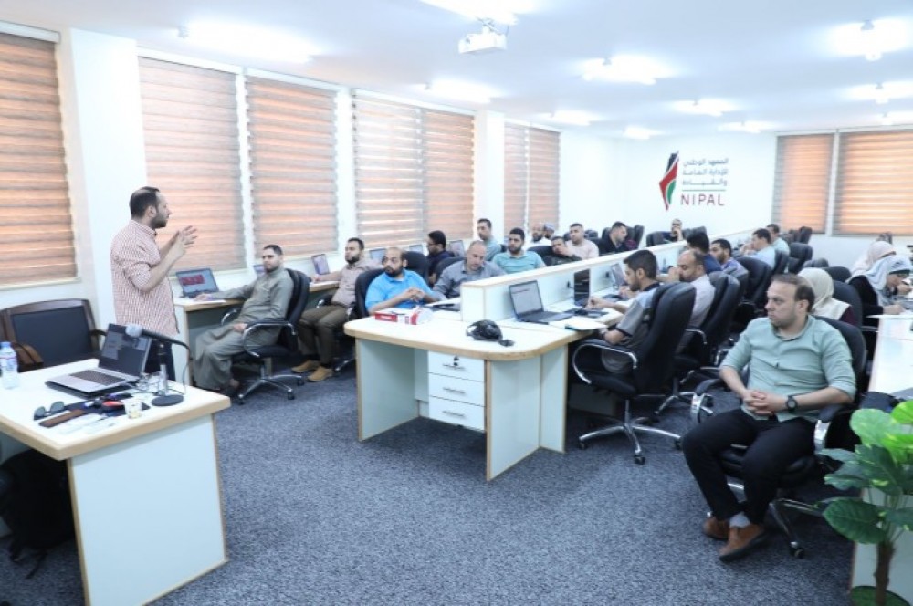 الأوقاف وديوان الموظفين يفتتحان دورة تدريبية بعنوان 