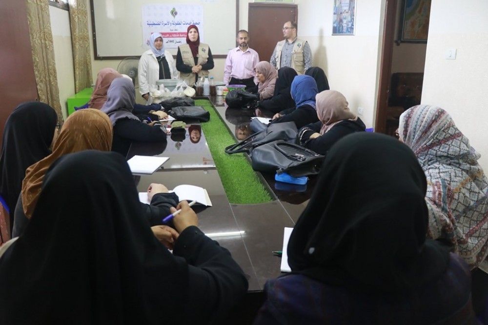 خدمات الطفولة تفتتح دورة 