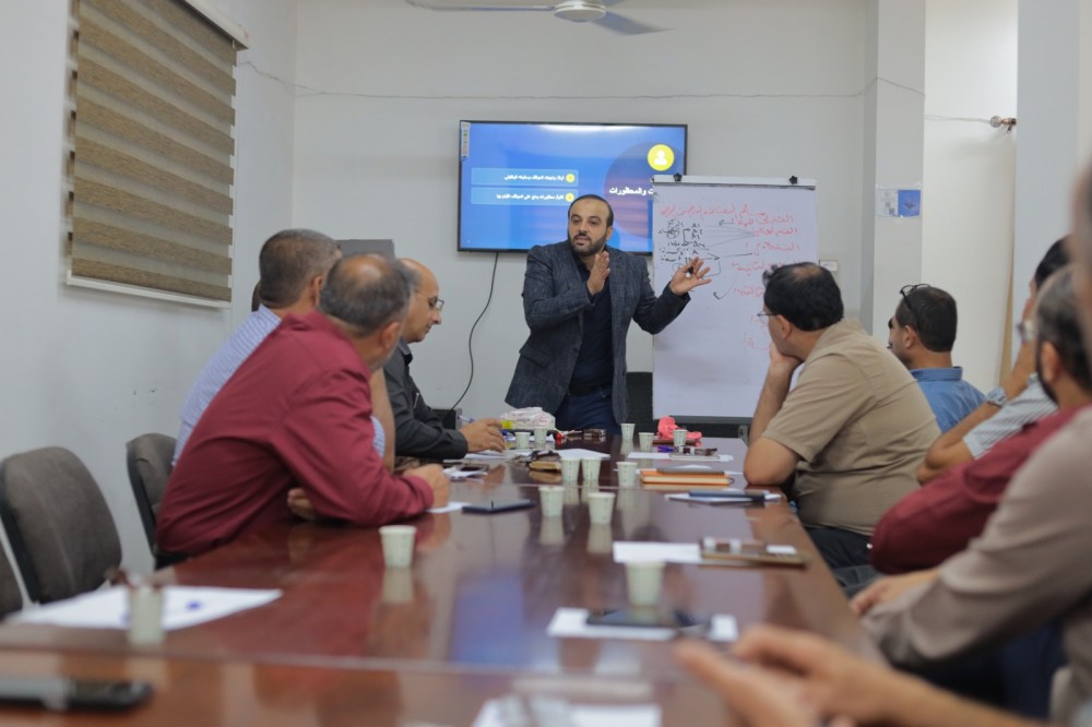 وزارة المرأة  تنفذ اللقاء الأول من برنامج تعزيز قدرات موظفي بلدية المغازي