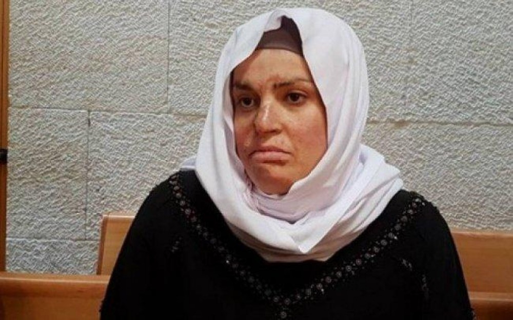  10 أمّهات يواجهن التنكيل التعذيب في سجون الاحتلال