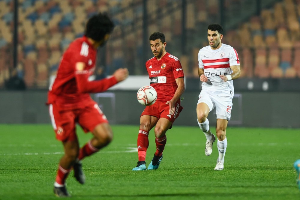 بطولة مصر: الأهلي يقسو على الزمالك بثلاثية نظيفة ويبتعد بالصدارة