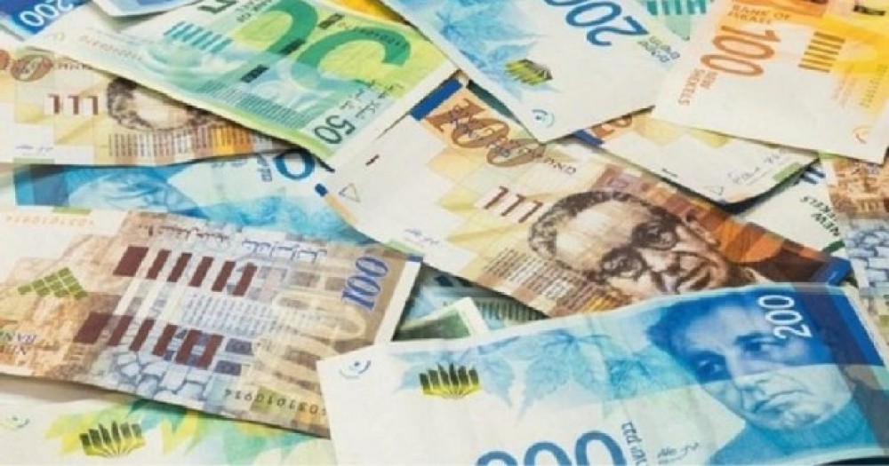 علاقات عمل الوسطى ينجز مخالصة عمالية بقيمة 1633شيكل