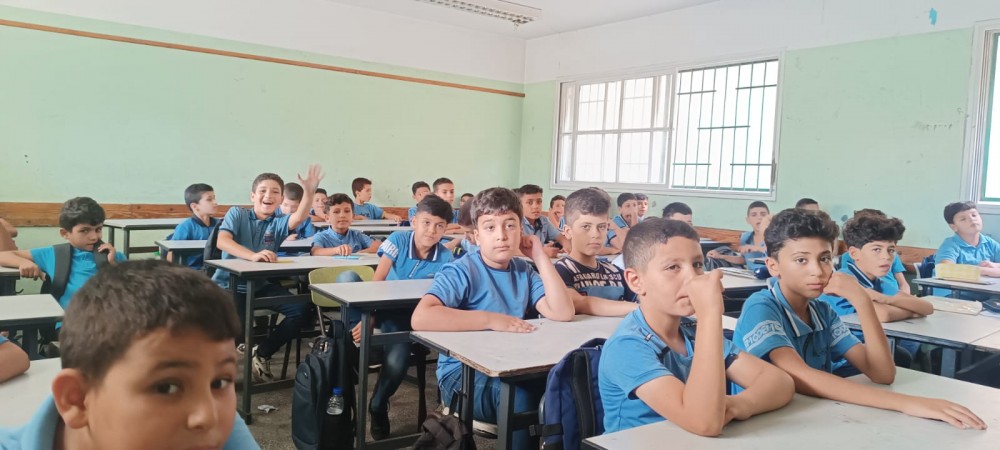 سلطة المياه وجودة البيئة تُنفذ مبادرات توعوية في مدارس تعليم شرق غزة 