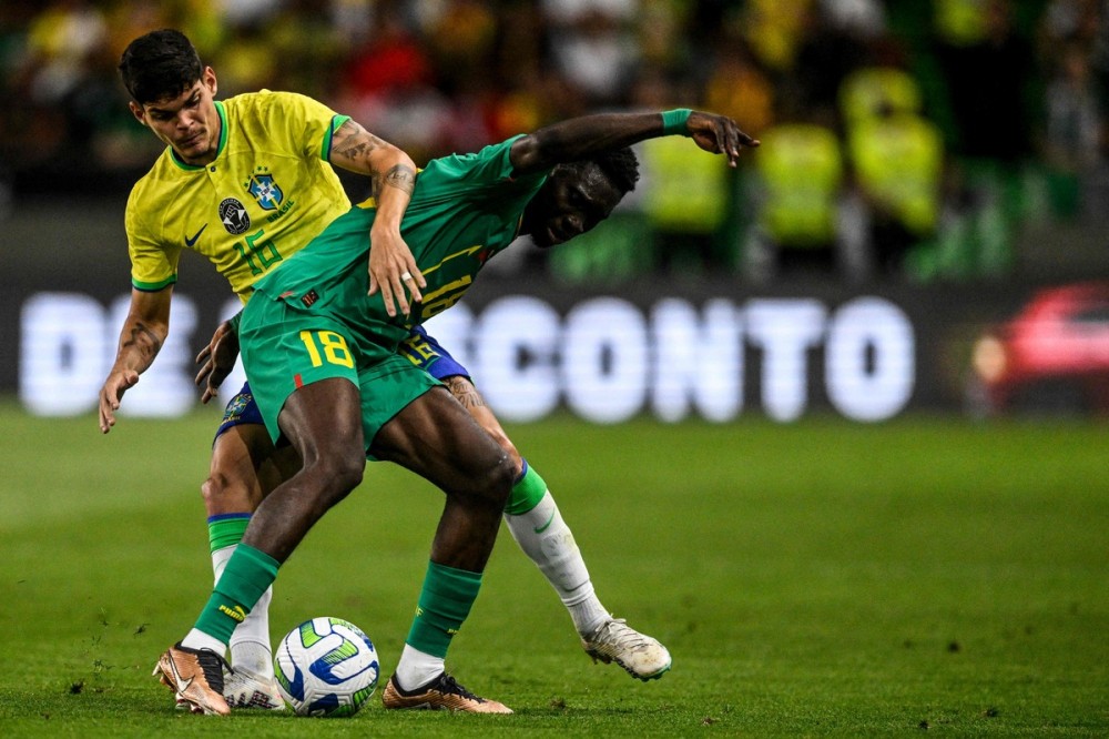 البرازيل تسقط وديًا أمام السنغال 2-4