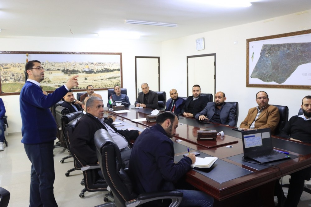 الأشغال تعقد ورشة لمناقشة الإشراف على تنفيذ المشاريع الهندسية 2
