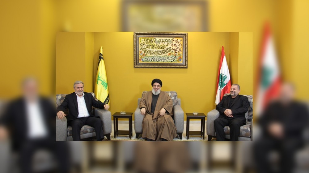 العاروري والنخالة يلتقيان السيد حسن نصر الله في بيروت
