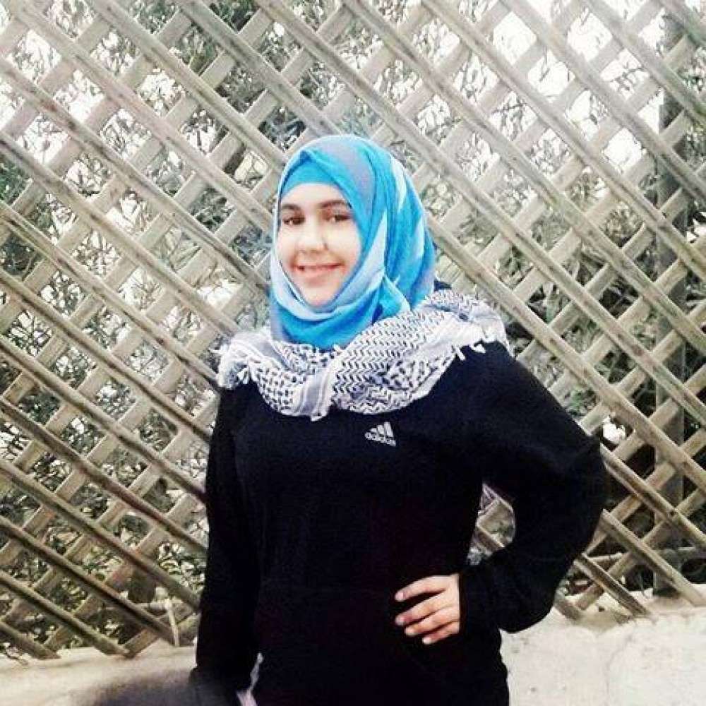 الأسيرة منار شويكي 