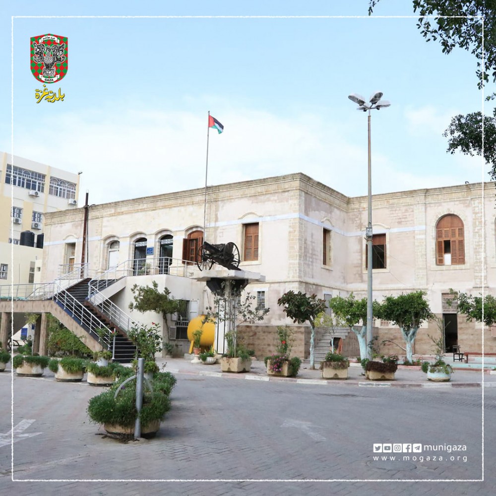 بلدية غزة تدعو أصحاب المحلات والباعة لعدم إغلاق الشوارع والأسواق 