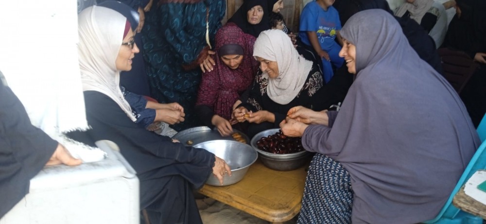 التنمية الريفية بالزراعة تنظم تدريبيًا لاستخدام منتجات النخيل في صناعة العجوة