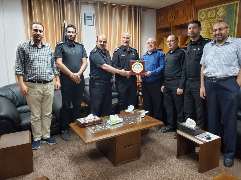 وكيل النقل والمواصلات يستقبل مدير عام الدفاع المدني