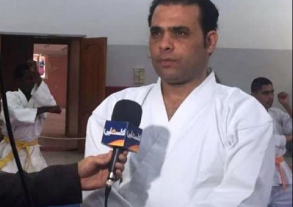 المدرب