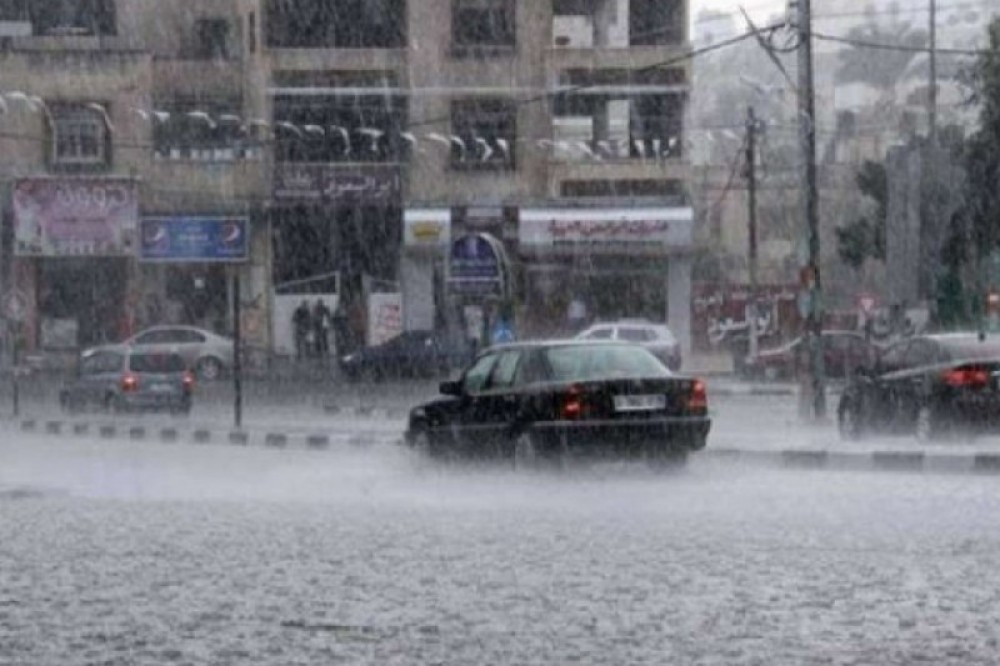 لجنة الطوارئ الحكومية تهيب بالمواطنين اتباع الارشادات مع دخول المنخفض