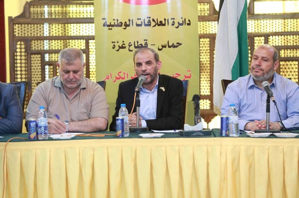 بدران خلال لقاء الفصائل