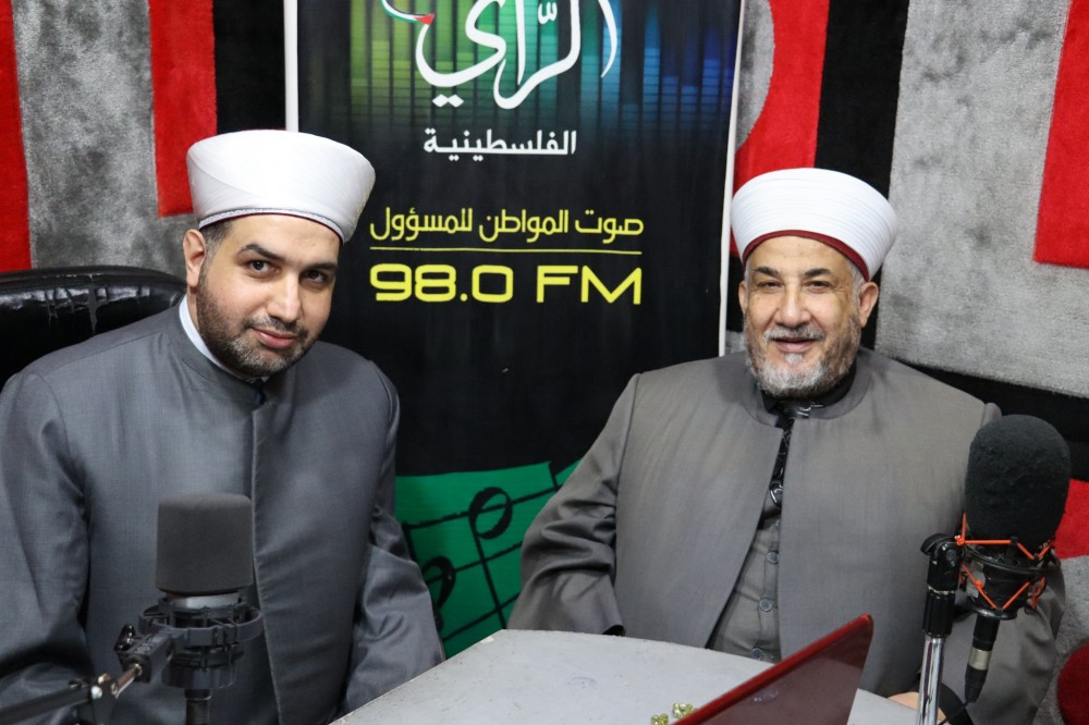 القضاء الشرعي يطلق برنامجه الإذاعي 