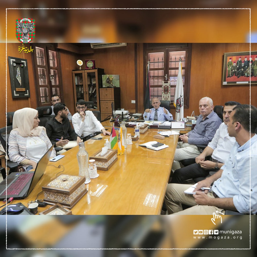 بلدية غزة تناقش تصميمًا مقترحًا لتقاطع شارعي جمال عبد الناصر والرشيد 
