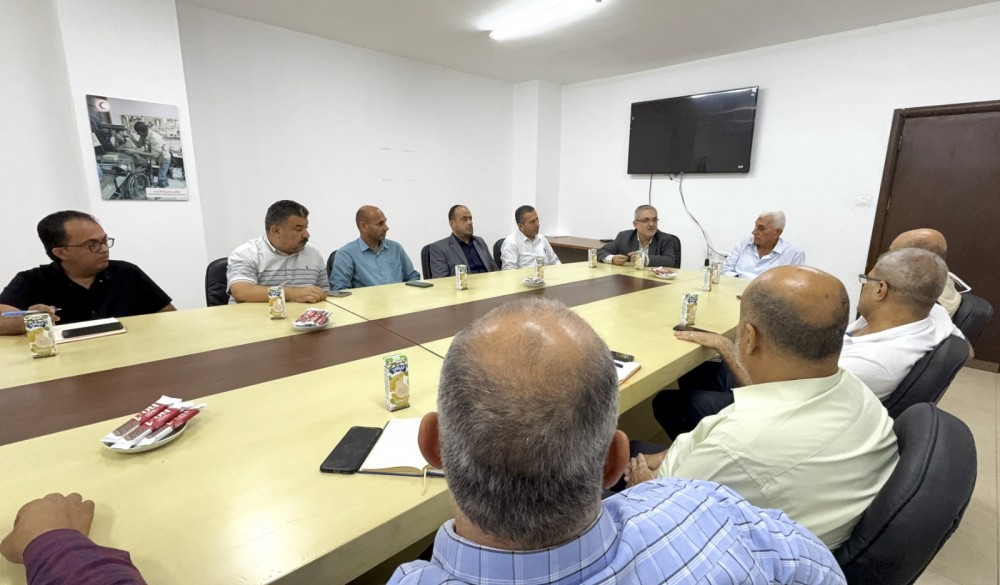 وزارة الصحة والهلال الأحمر يبحثان تعزيز التعاون لمواجهة التحديات الصحية الراهنة