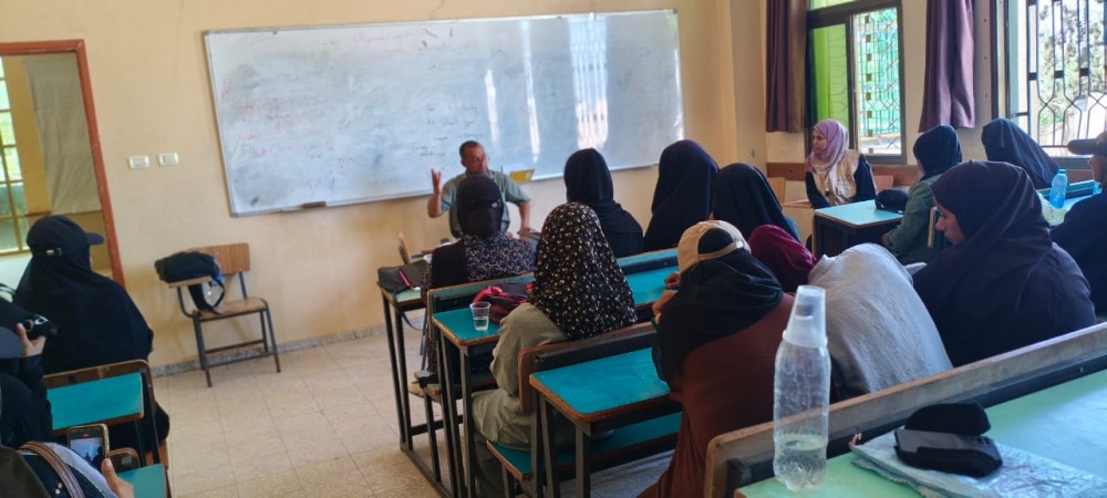 علماء فلسطين برفح تنظم سلسلة محاضرات حول حقوق الأرملة واليتيم