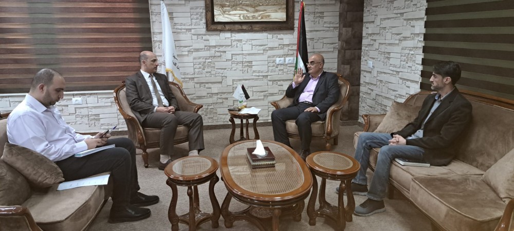 وفد من الطاقة في زيارة لديوان الموظفين العام في غزة