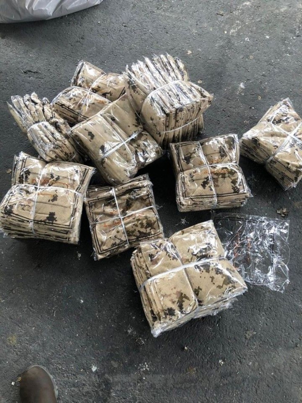 اقمشة عسكرية